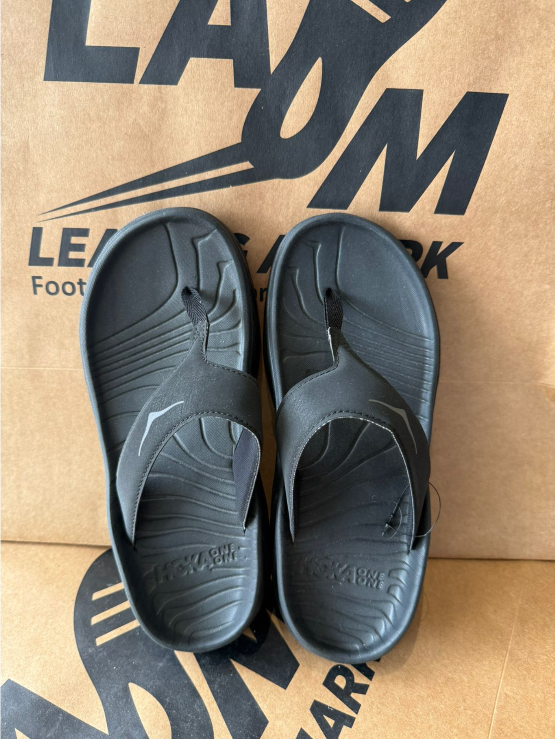 Sandalia HOKA Ora Recovery Flip